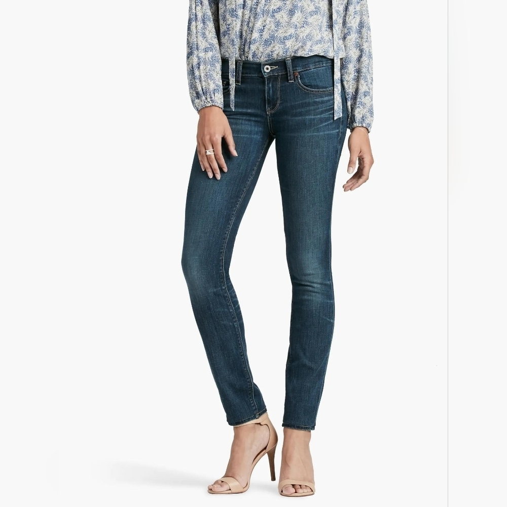 Lucky Brand Sofia Skinny Jeans 12/31 Medium Wash Mid Rise Stovepipe Stretch